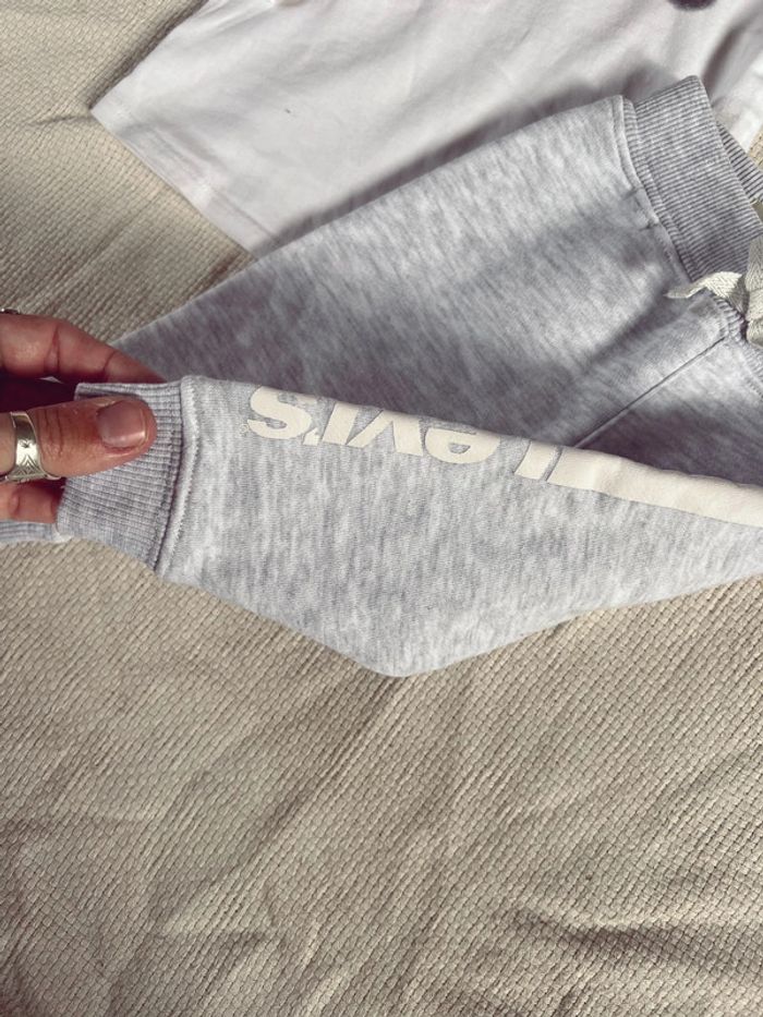 Ensemble levis jogging gris et blanc - photo numéro 3