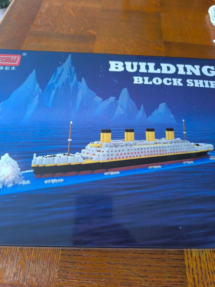 Maquette construire Titanic neuf - photo numéro 2