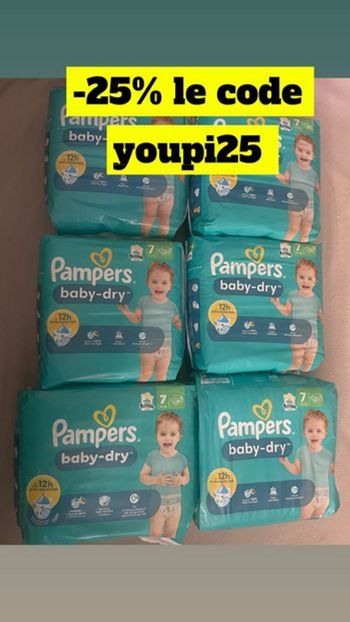 Six paquets de couches Pampers 7
