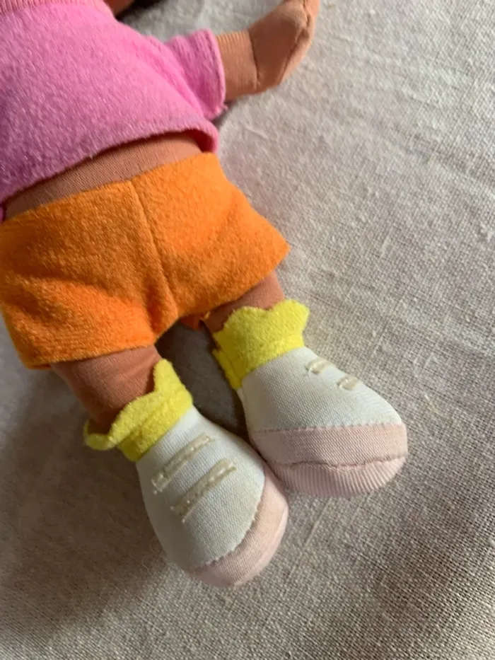 Poupée dora - photo numéro 5
