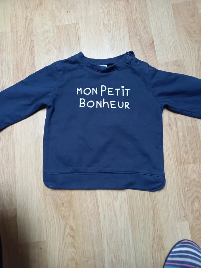 Sweat-shirt 24 mois