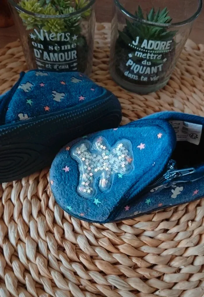 Chaussons bleu "lulu Castagnette" - photo numéro 2