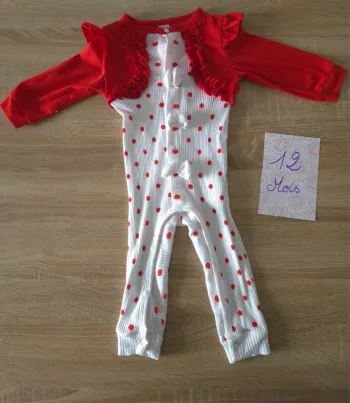 Combinaison rouge a pois 12 mois