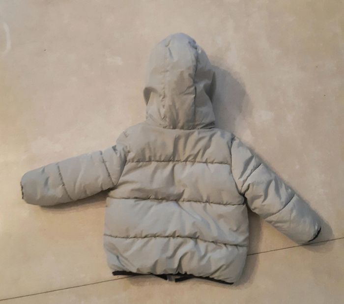 Doudoune grise Kiabi t. 24 mois - photo numéro 4