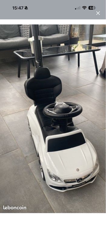 Trotteur pousseur Mercedes 