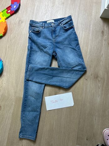 Jean slim taille 40 Primark taille haute
