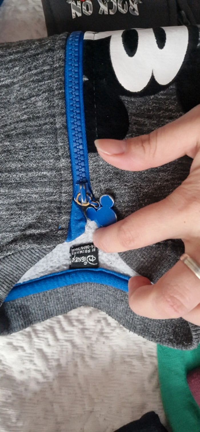 Lot 35 vêtements garçon 2 et 3 ans - photo numéro 8