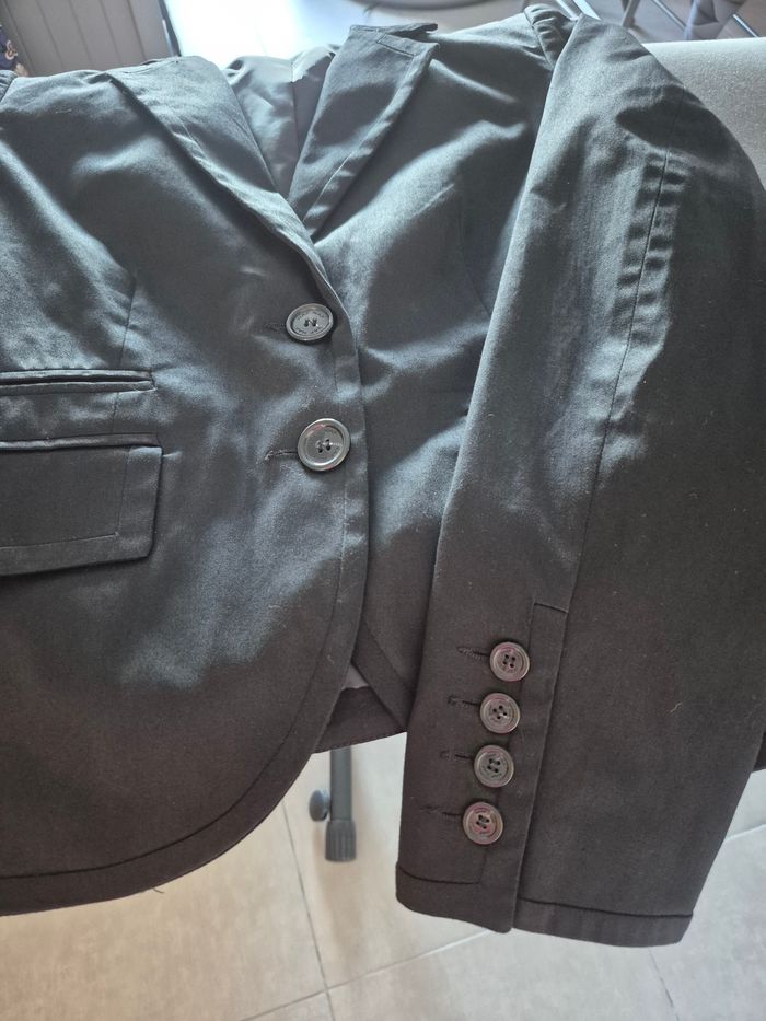 Tailleur noir - photo numéro 4