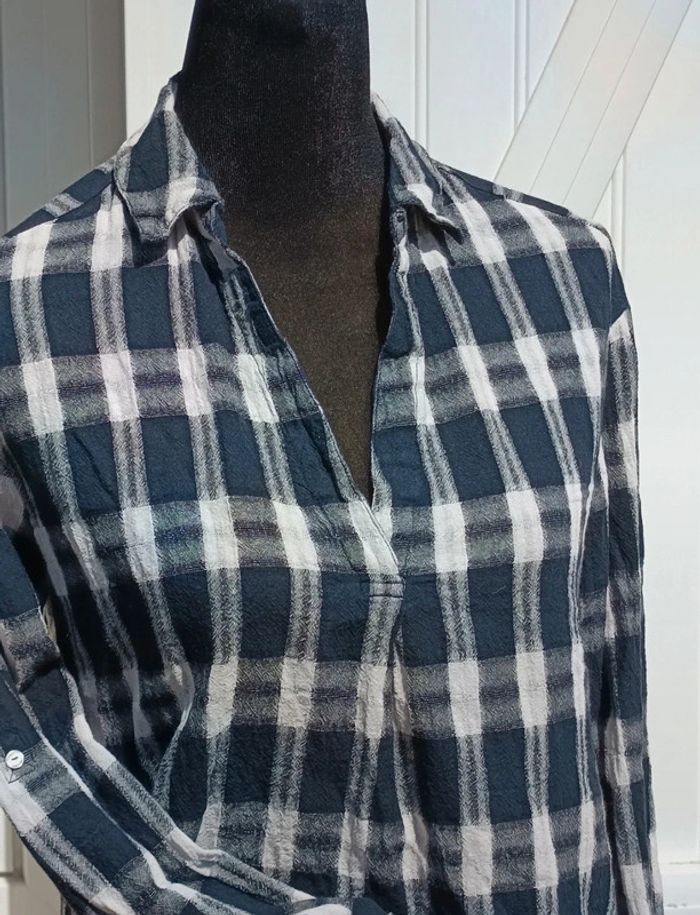 Chemise noire et blanche - photo numéro 2