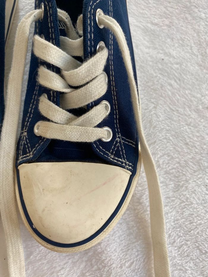 Chaussure T. 34 - photo numéro 3