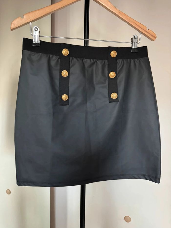 Jupe courte simple noir 40 River Island