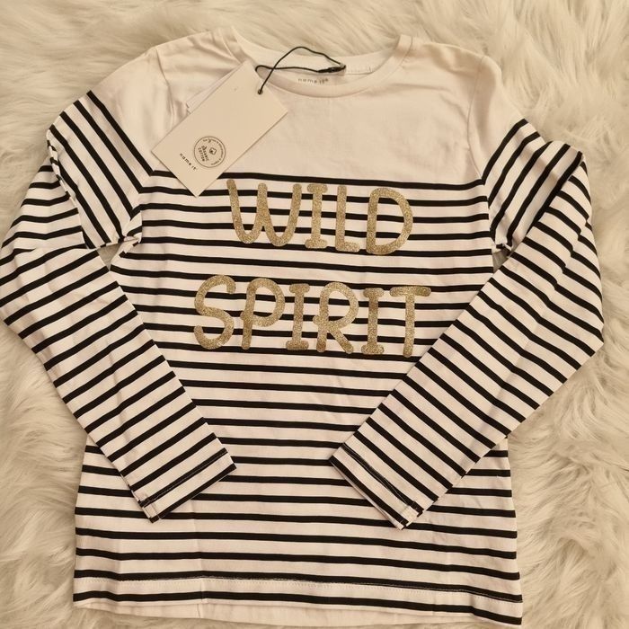 Neuf (non porté) 🏷🤩😍 Teeshirt ML 8 ans fille 😍🤩🏷