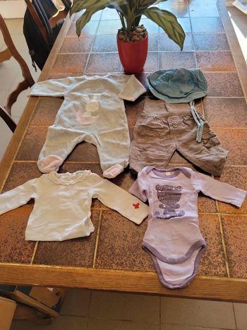 Lot fille 3 mois