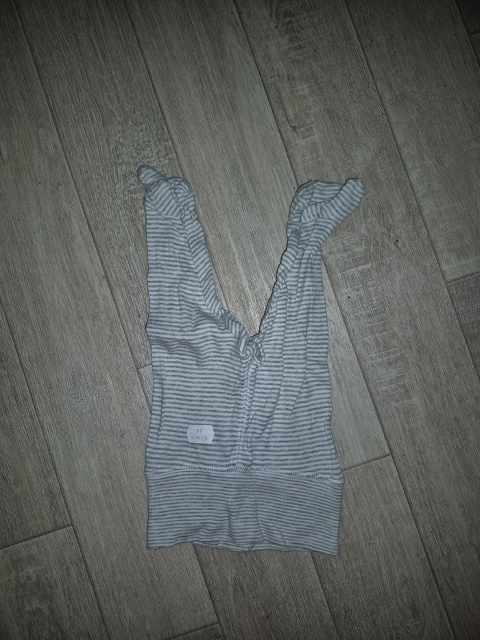 Lot vêtements fille 1 mois - photo numéro 7