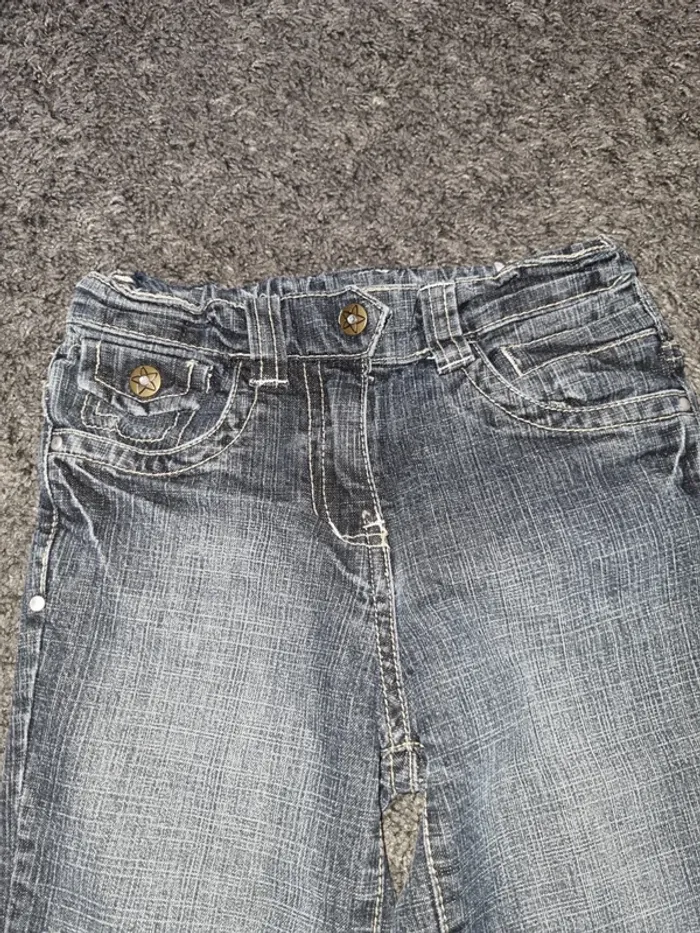 Short en jean bermuda C&A 5 ans 110 cm - photo numéro 3