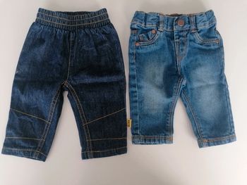 Lot 2 jeans garçon T 3 mois 👶