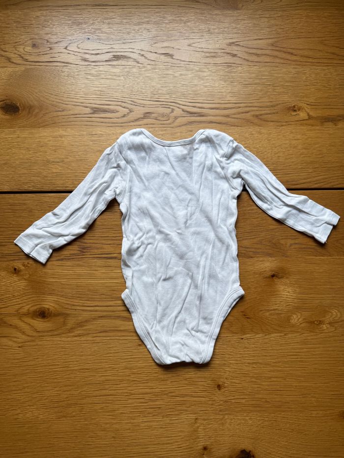 Body Blanc Manches Longues Motif Escargot Bébé 18 Mois – Très Bon État – Réduction sur Lot - photo numéro 2