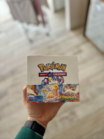 [NEUF] Display Pokémon EV8 Étincelles Déferlantes