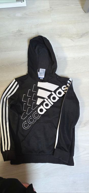 Sweat adidas