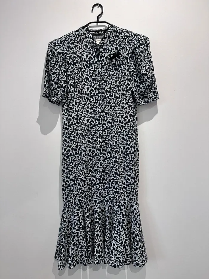Robe longue motifs noirs