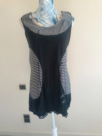 Tunique sans manche noire et grise t 42