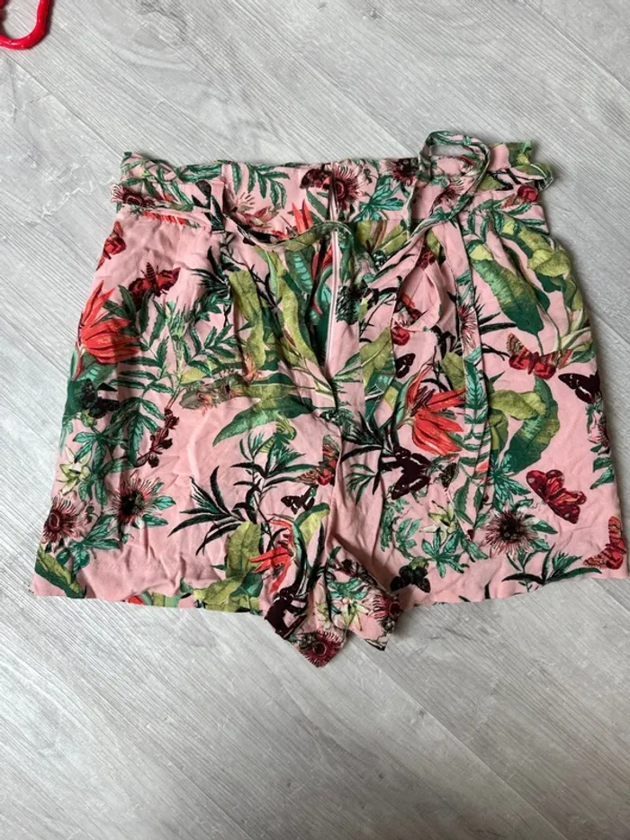 Short fluide taille haute