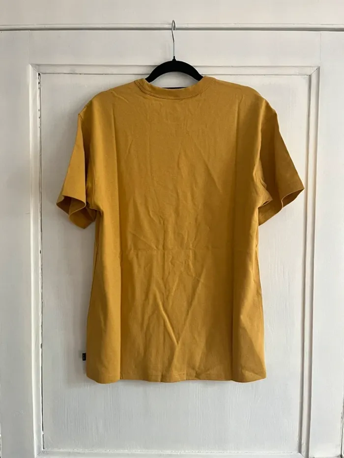 Tee shirt Nike jaune - photo numéro 3