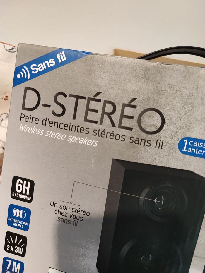 Paire d'enceintes stéréos sans fil - photo numéro 4