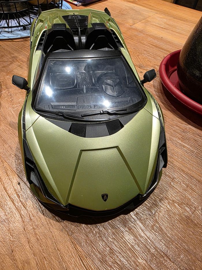 Lamborghini radio commandée - photo numéro 2