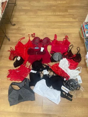 Lot sous vêtements neufs