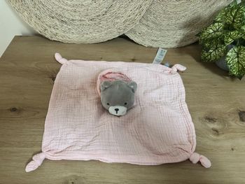 Doudou plat lange chat capuche rose obaibi
