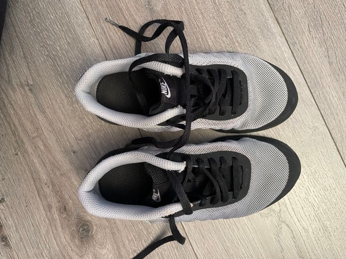 Basket Nike taille 3O - photo numéro 6