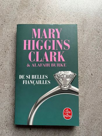 Livre Mary Higgins Clark de si belles fiançailles
