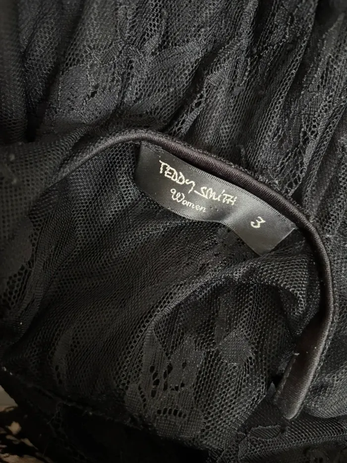 Haut noir en dentelle Teddy Smith – taille 3 - photo numéro 6