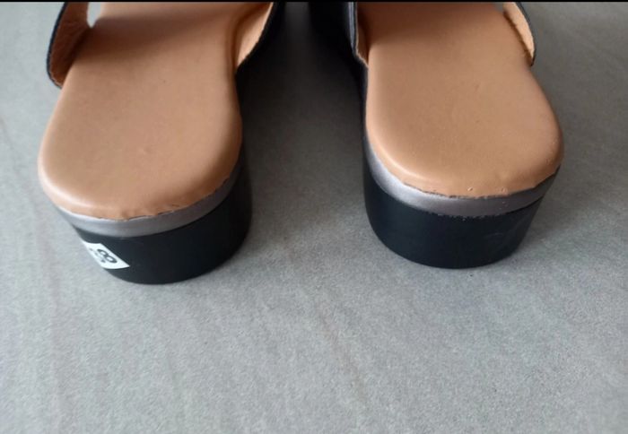 Tongs avec pouce NEUVES p38 - photo numéro 3