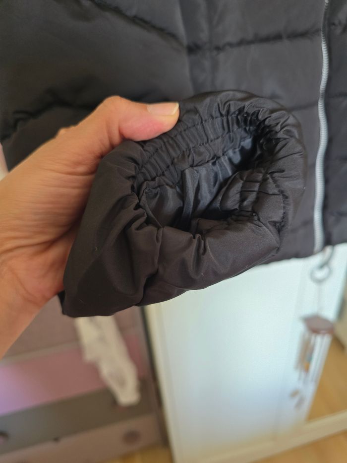 Doudoune neuve taille M marque Jennyfer - photo numéro 3