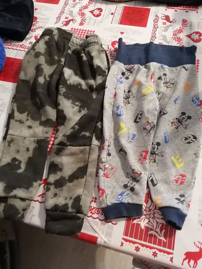 Vend lot de pantalons taille 2 ans - photo numéro 3