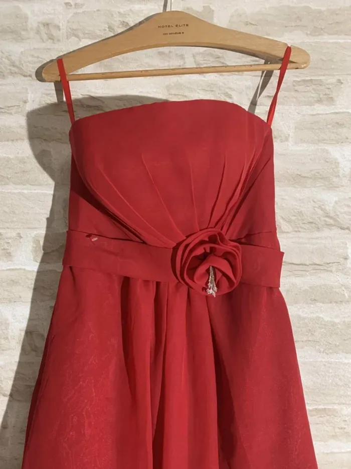 Robe mariage rouge élégante et légère Taille M - photo numéro 2