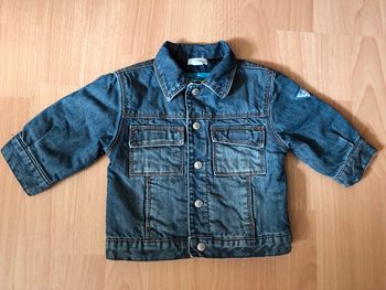 Jolie veste chaude en jean bleu T. 6 mois/67 cm TBE