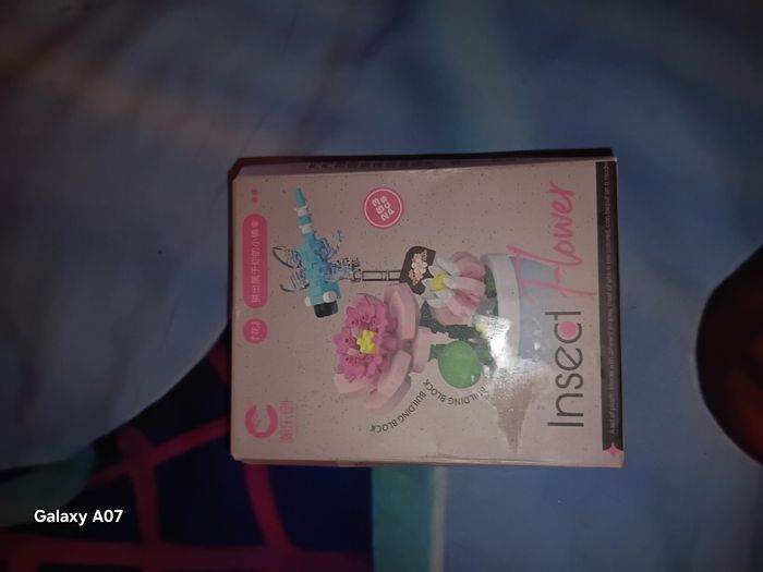 Bouquet de fleurs avec libellule - photo numéro 2