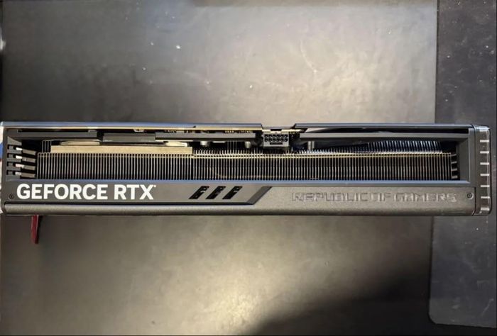 ASUS ROG STRIX GAMING GEFORCE RTX 4080 OC 16GO - photo numéro 3