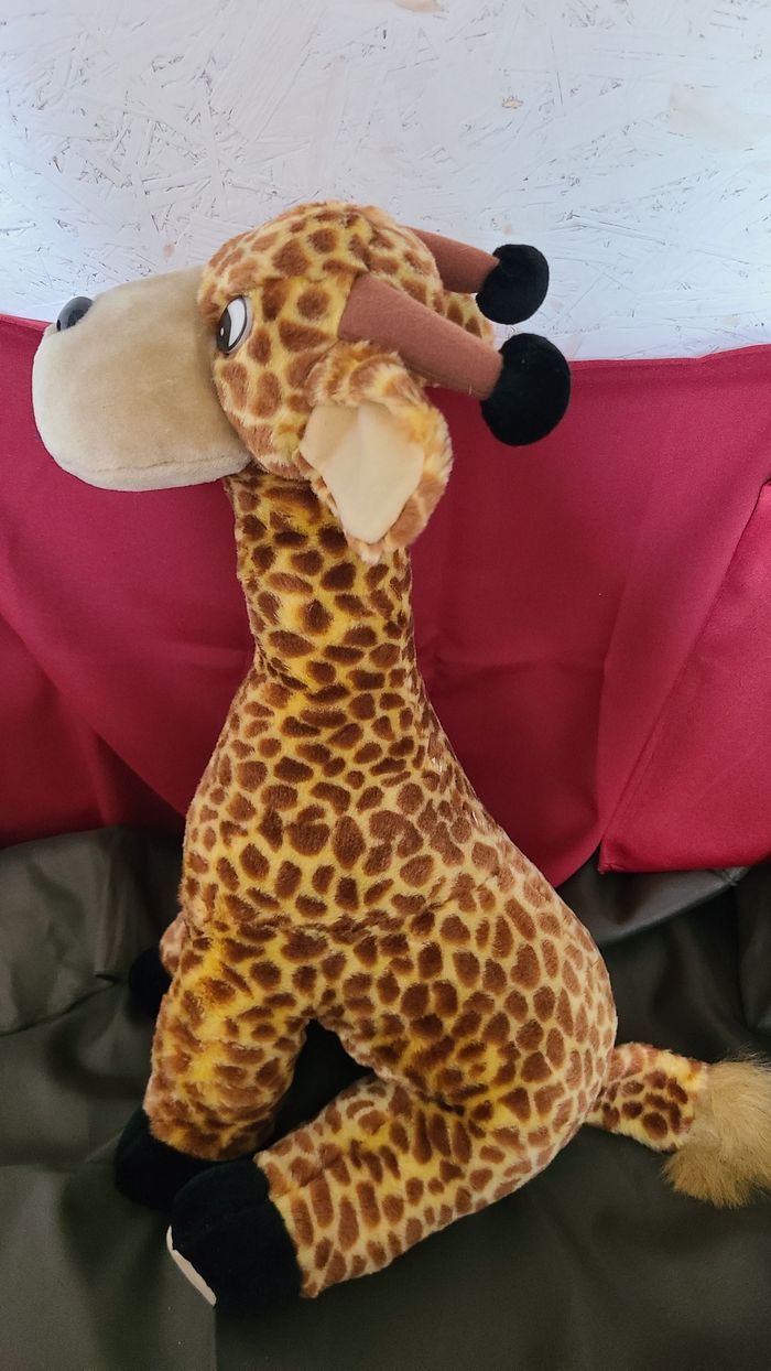 peluche girafe yeux plastique - photo numéro 3