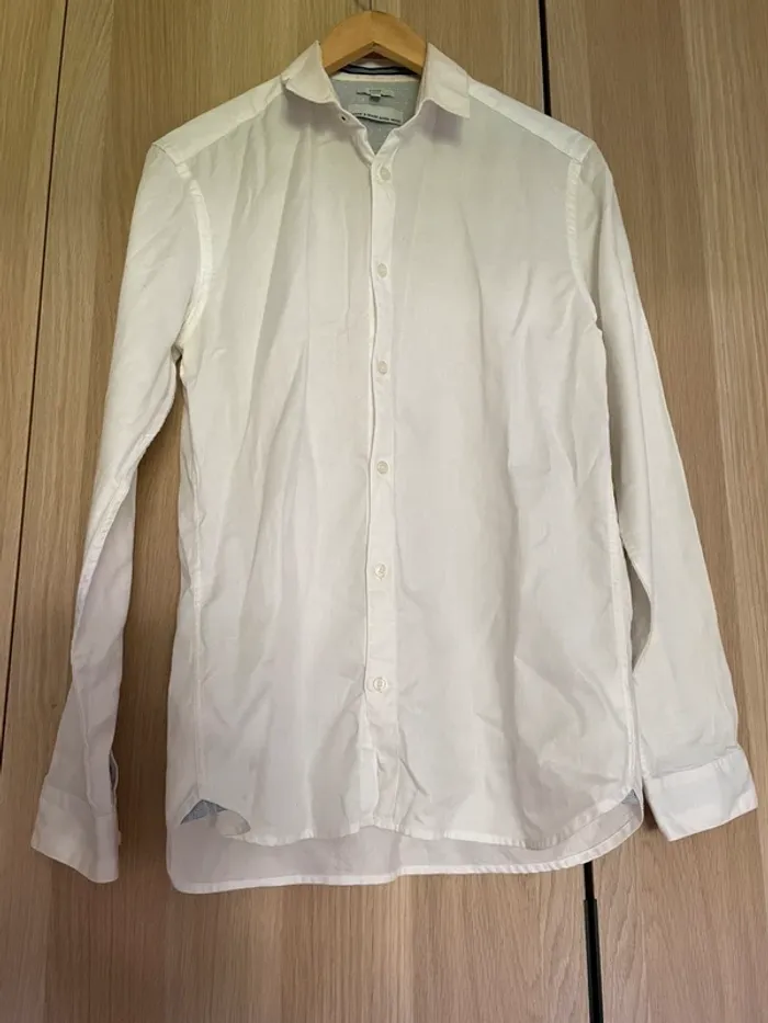 Chemise