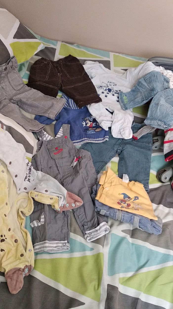 Lot vêtements bébé 6 mois garçon - photo numéro 2