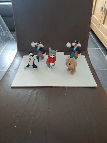 Lot de 5 figurines