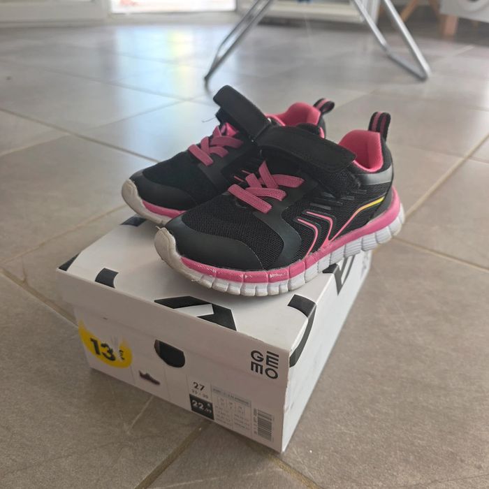 Paire de basket 27