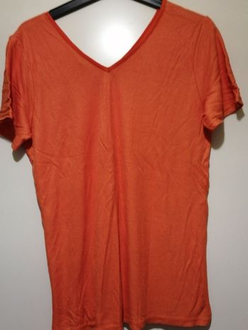 Tee shirt Vintage Michele LALOUM col V orange. Taille 42/44.