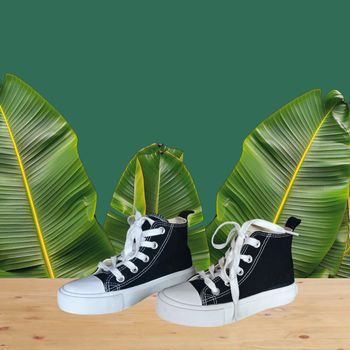Chaussure haute 27