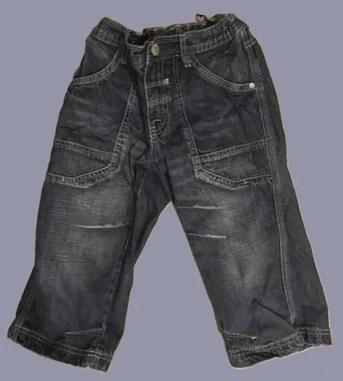 👖 Pantacourt jean Capt'n Tortue garçon 10 ans – Ajustable et en parfait état !