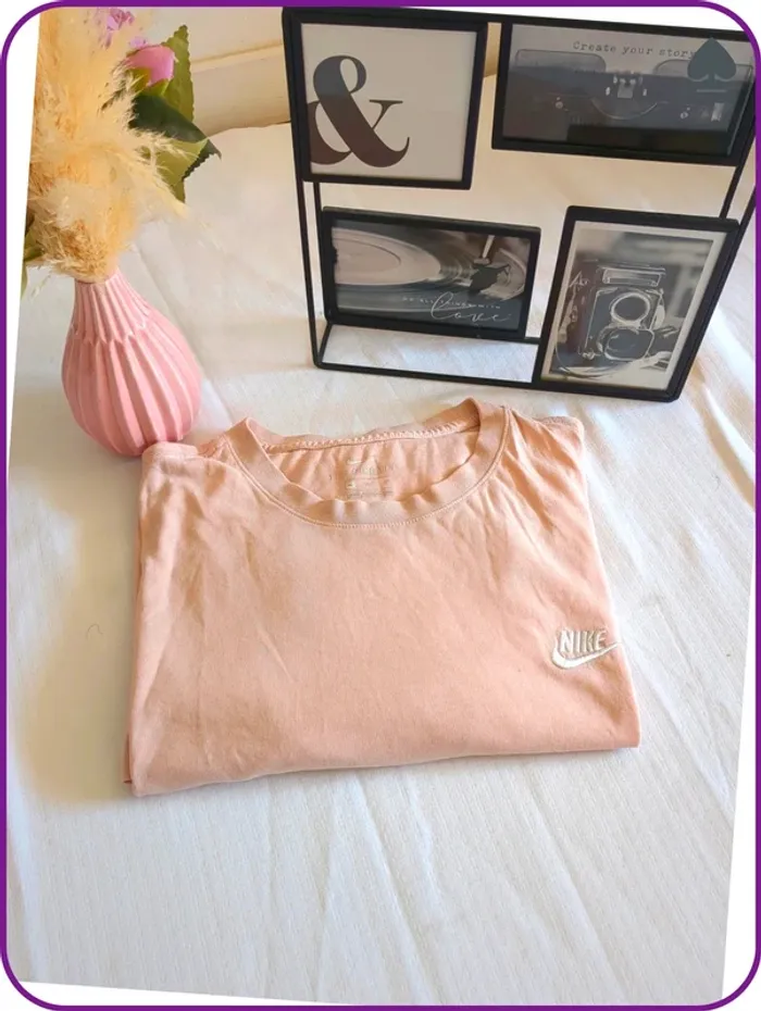 T shirt Nike Tee femme XL - photo numéro 9